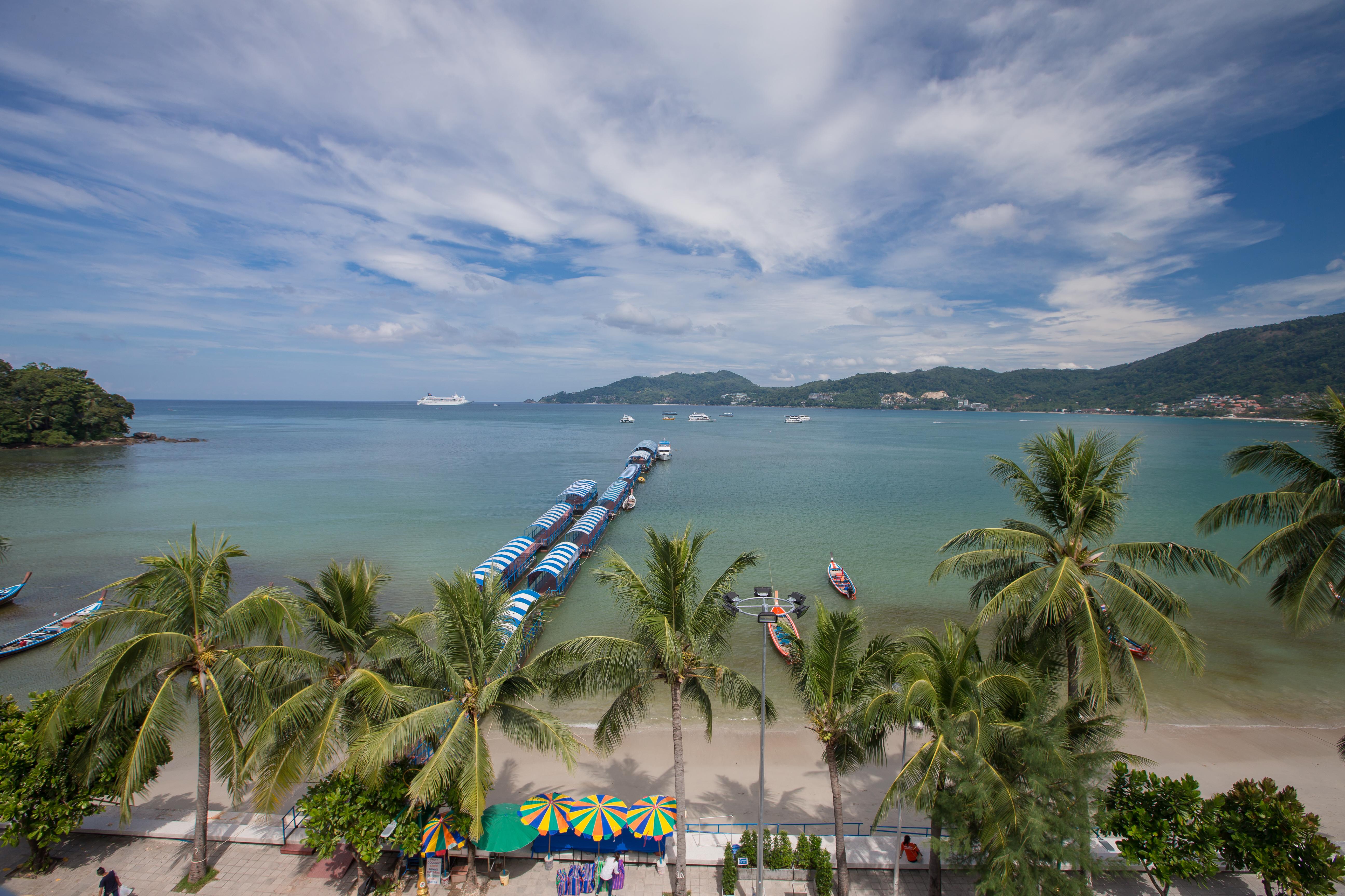 Patong Signature Boutique Hotel Екстер'єр фото