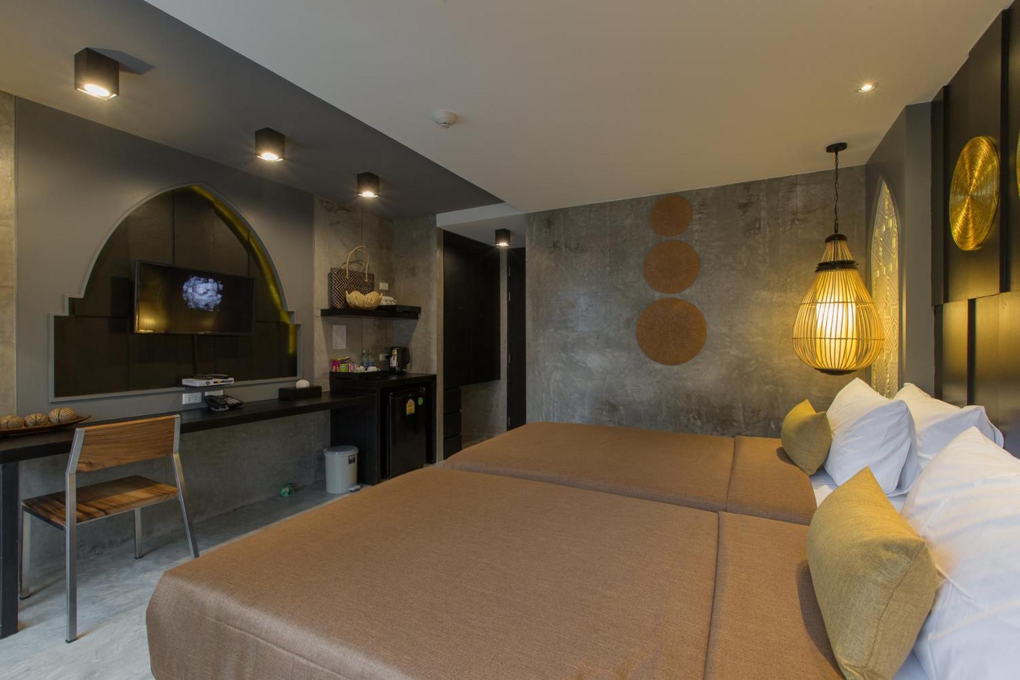 Patong Signature Boutique Hotel Екстер'єр фото