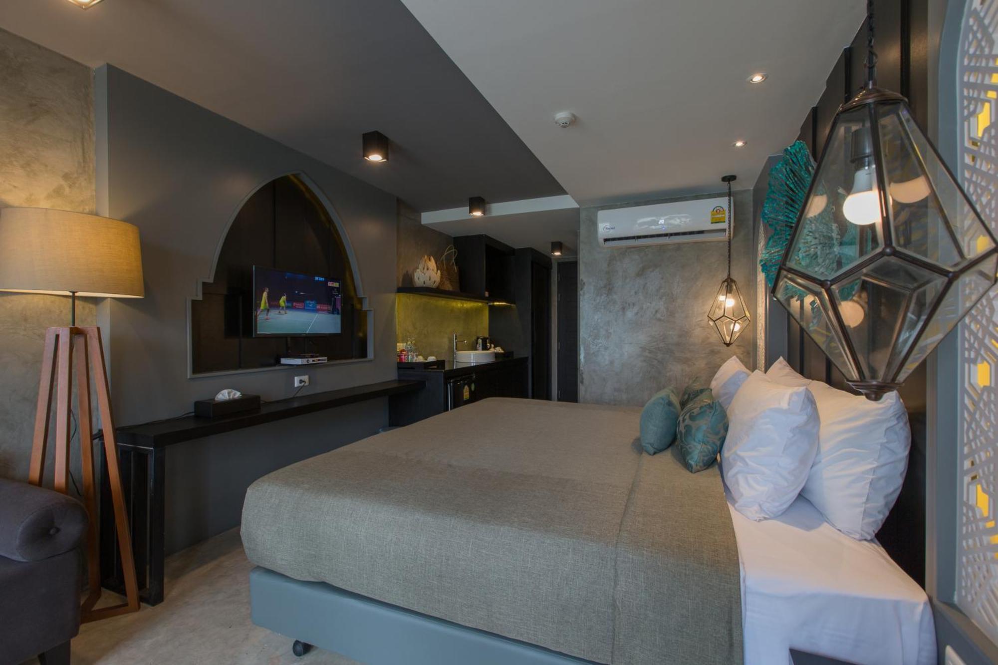 Patong Signature Boutique Hotel Номер фото